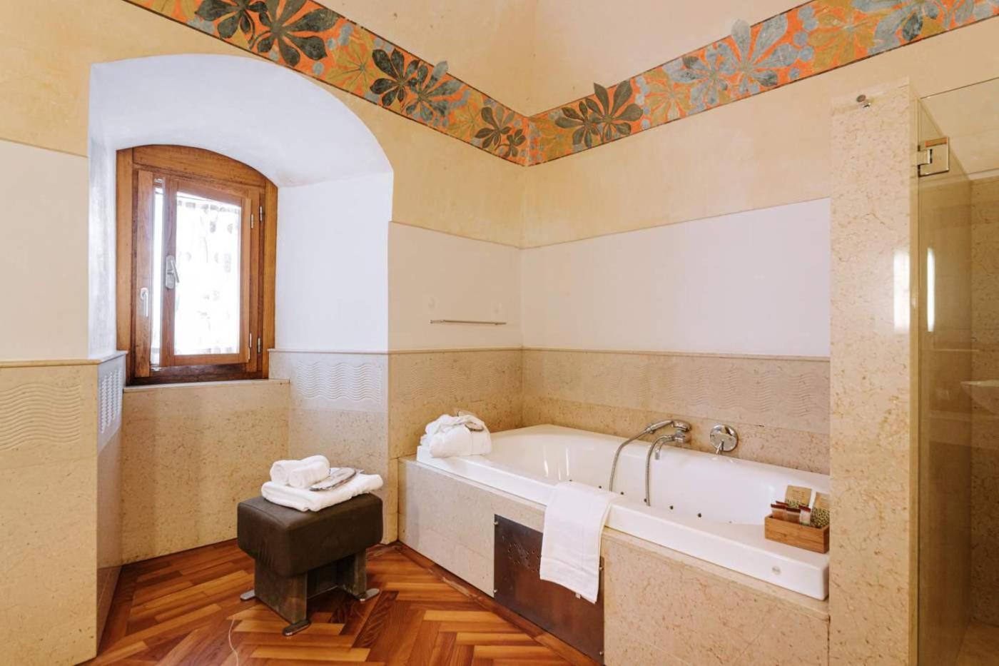 Santa Rosa Relais Hotel Noci Buitenkant foto